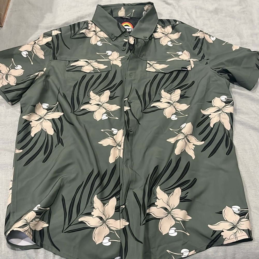 Hurley Button up